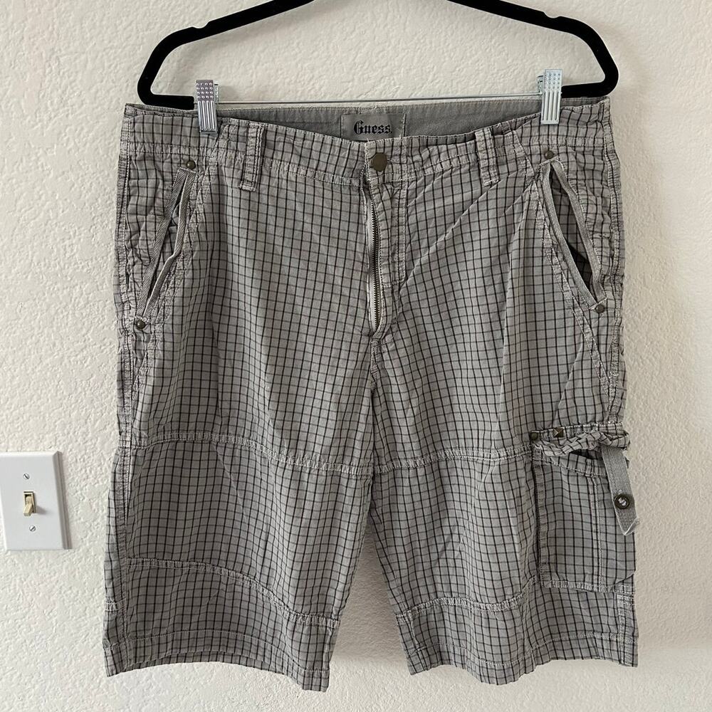 Guess Checkered Gray Cargo 100% Cotton 11.5" Inseam Shorts Men Size 34